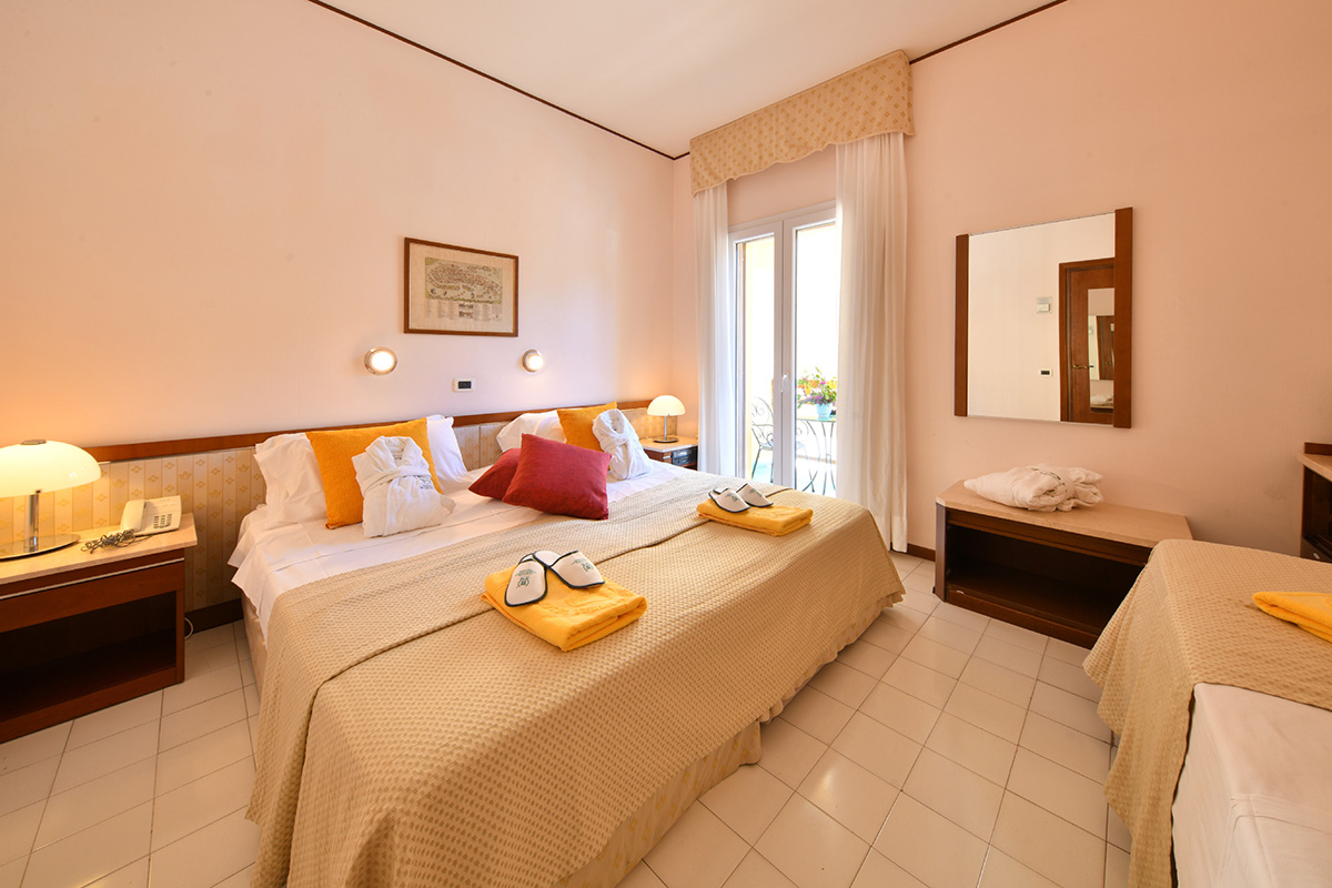 Immagine 1 della camera TRIPLA STANDARD