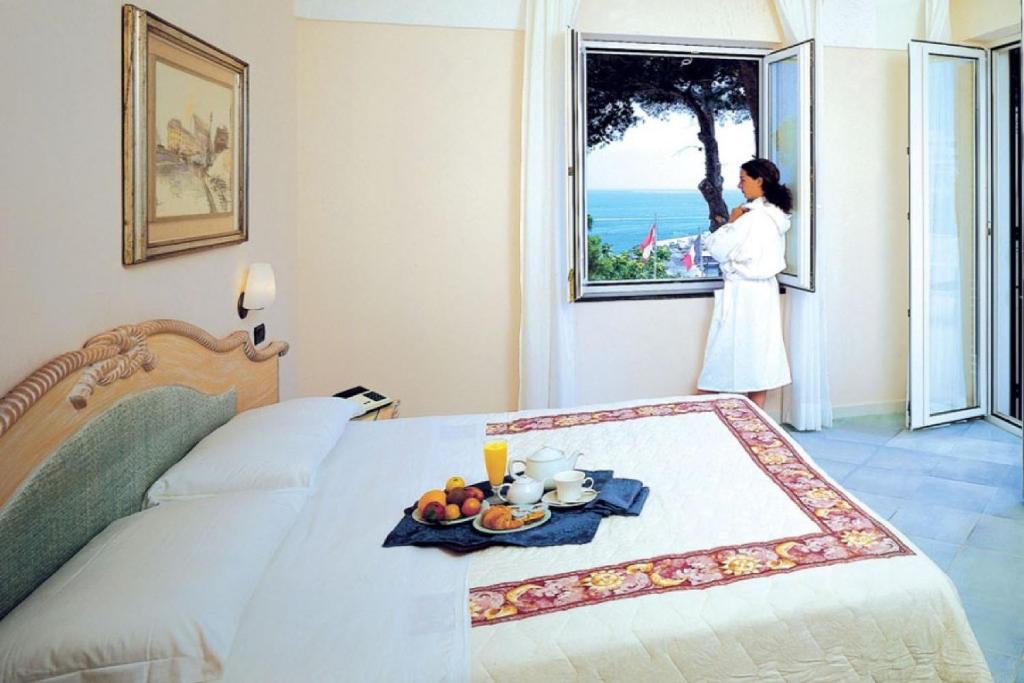 Immagine 1 della camera STANDARD BALCONE VISTA MARE LATERALE 